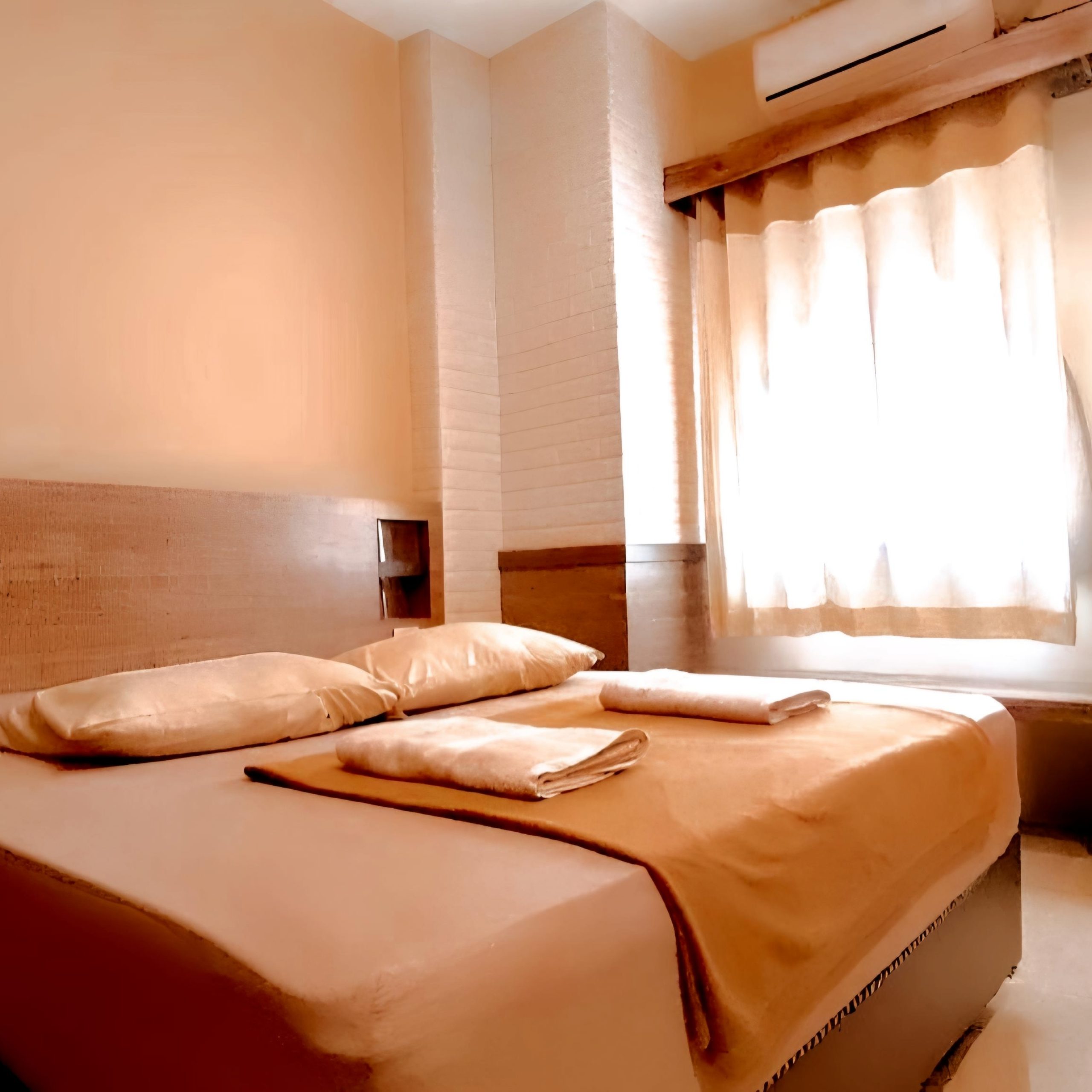 Rekomendasi Penginapan Dekat Terminal Semarang