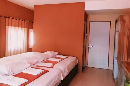 Opsi Hotel Dekat Stasiun Poncol Semarang